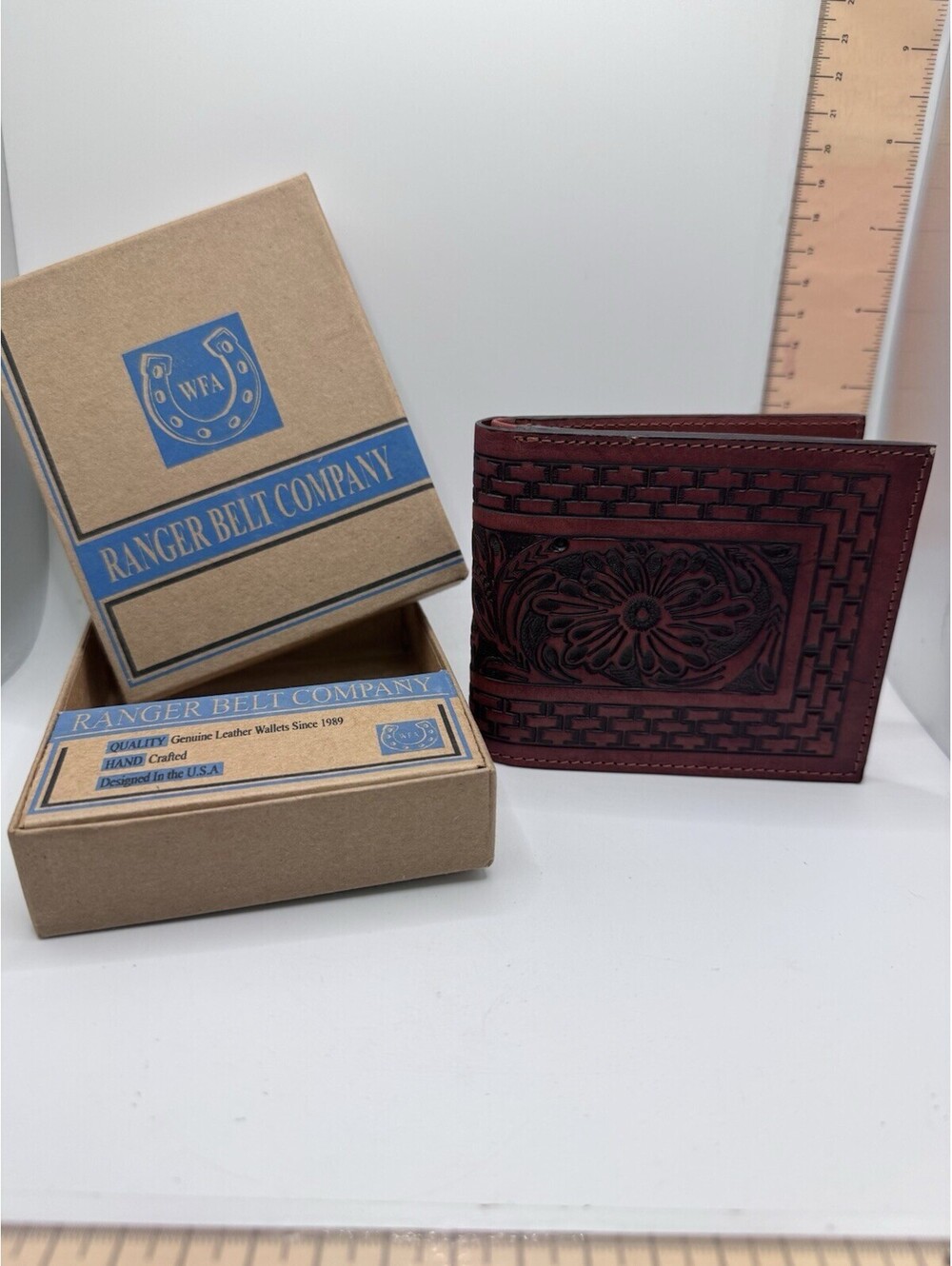 Ranger Belt Company Mens Hand Tooled Leather Bifold Wallet Floral Brown HFW-079B